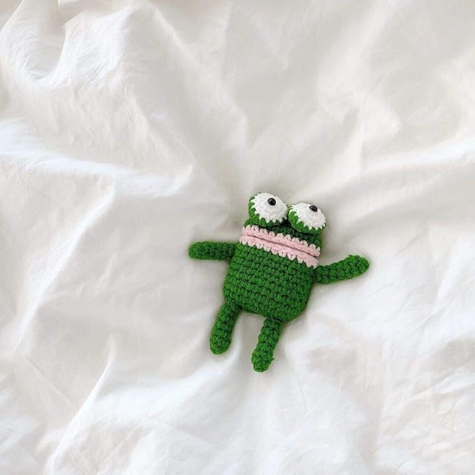 Yatchen Plush Case for AirPods Pro, Creative Cute 3D Cartoon Fur Frog Design Funny for AirPods Cover Case with Keychain Protective Case for AirPods Pro Knitted Frog