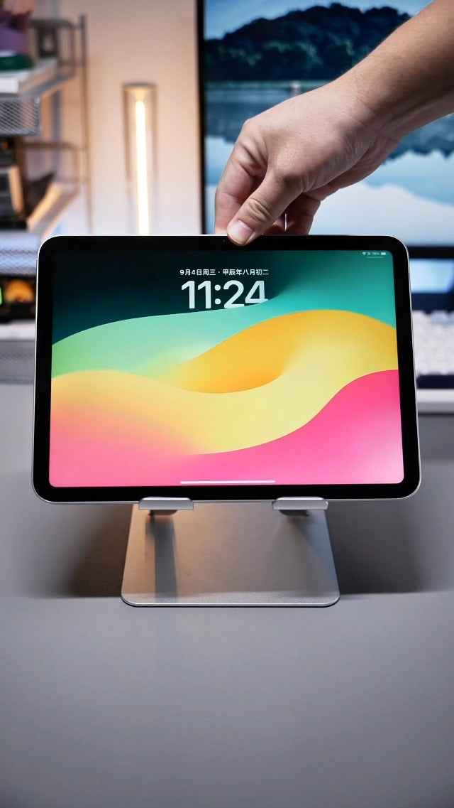 tounee Tablet Holder Stand, Dual Rod Adjustable Aluminum Desktop Stand, Compatible with 4.7-16.9" iPads, Surface Tablets, Portable Monitors, Kindle & More (Silver)