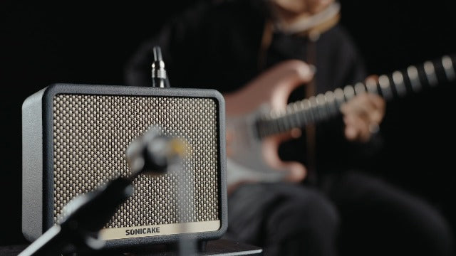 SONICAKE 10W BT Portable Guitar Amplifier with 8 Effect Modules, AMPCUBE