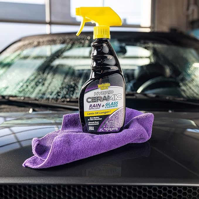 Invisible Glass 92183-4PK Hybrid Ceramic Rain Repellent and Glass Cleaner – Cleans & Protects Car Windows and Windshields with Long-Lasting Water-Repellent Si02 Technology – 16 fl oz (Pack of 4)