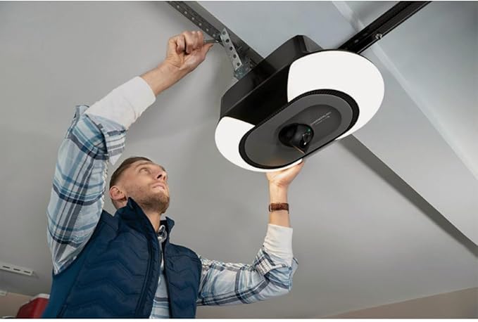 Chamberlain B6753T Smart Garage Door Opener – Video Streaming, 2000-Lumen LED, Battery Backup, myQ App, Ultra-Quiet Belt Drive