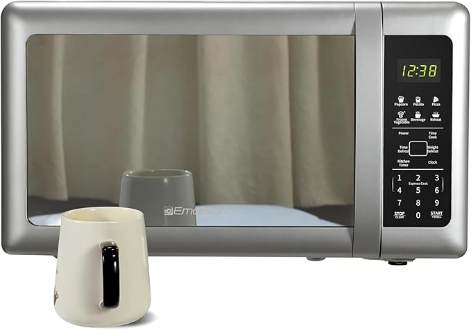 Emerson MW7601SL-N Countertop Microwave Oven with Sleek Mirrored Finish Glass Door 700W, 10 Power Levels and 6 Pre-Programmed Settings with Child Safe Lock, 0.7 Cu. Ft, Silver