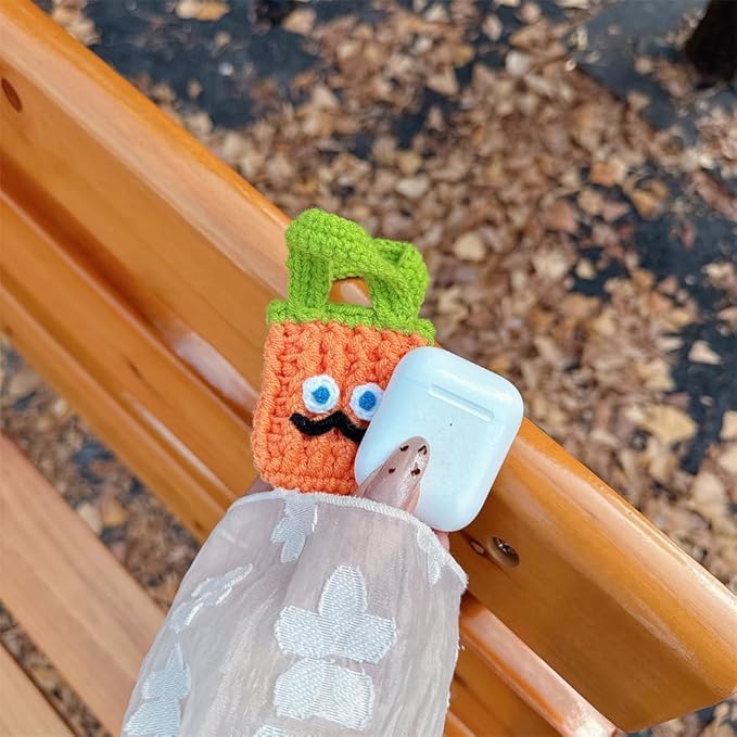 Yatchen Furry Case for AirPods 1&2,Funny Cute 3D Cartoon Plush Kawaii Carrot Handbag Fluffy Soft Warm for AirPods 2nd 1st Generation Carrying Charging Box with Keychain Protector
