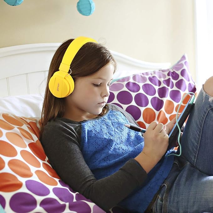 gorsun Kids Headphones, Lightweight Stereo Wired Toddler Headphones, Adjustable Headband Children's Headset for Smartphones Computer Pad Earphones(Yellow)