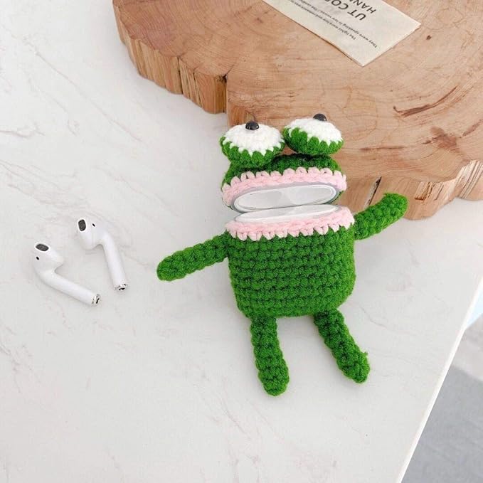 Yatchen Plush Case for AirPods Pro, Creative Cute 3D Cartoon Fur Frog Design Funny for AirPods Cover Case with Keychain Protective Case for AirPods Pro Knitted Frog