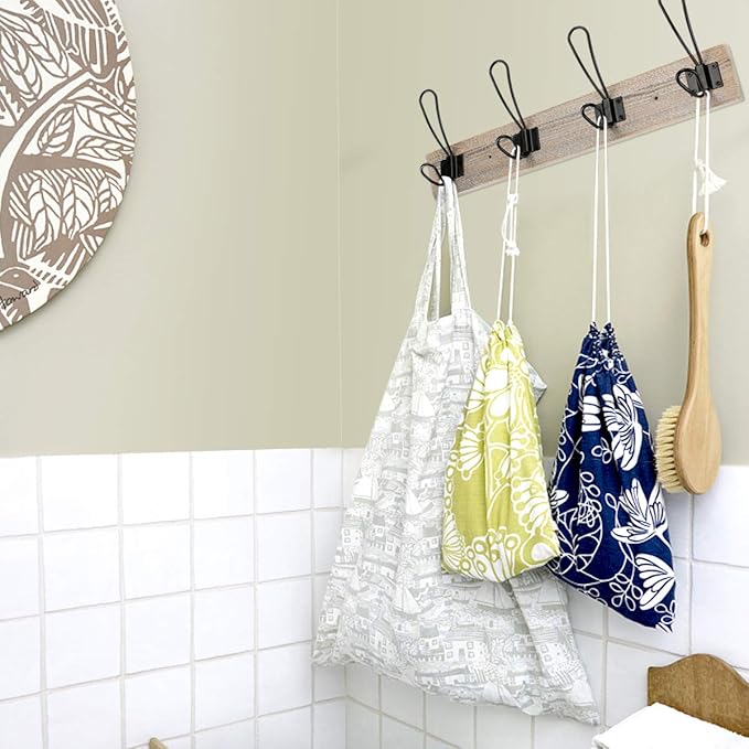 Wall Mounted Coat Rack, Wooden Entryway Vintage Rustic Coat Rack Hat Hanger Rack Zinc die-cast 4-Hook Rail for The Entryway, Bathroom, Bedroom, Kitchen, Mudroom (Pinewood, Metal 4-Hook)