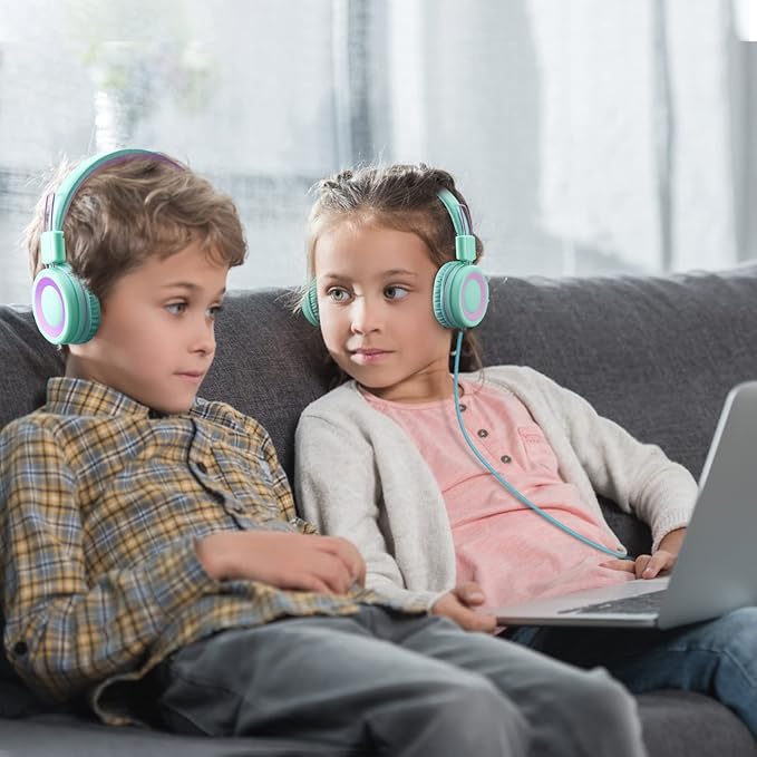 P10 Kids Headphones with Microphone Stereo Headphones for Children Boys Girls,Adjustable 85dB/94dB Volume Control Foldable On-Ear Headphone with Microphone for School/PC/Cellphone(Green)