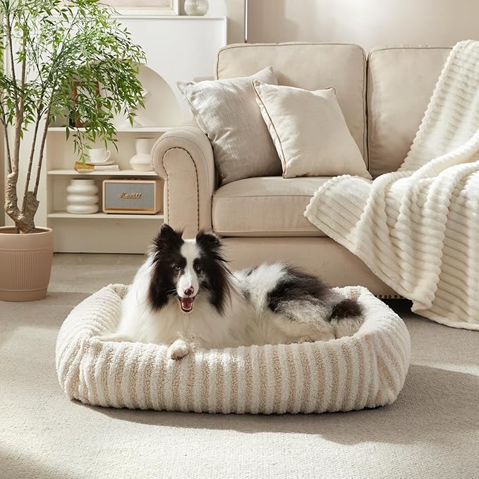MIXJOY Dog Bed Medium Size Dog, Washable Medium Dogs Bed with Removable Cover, Soft Rectangle Pet Ded Fluffy Plush Faux Fur Pet Bed with Anti-Slip Bottom, 30"x30"x8", Beige