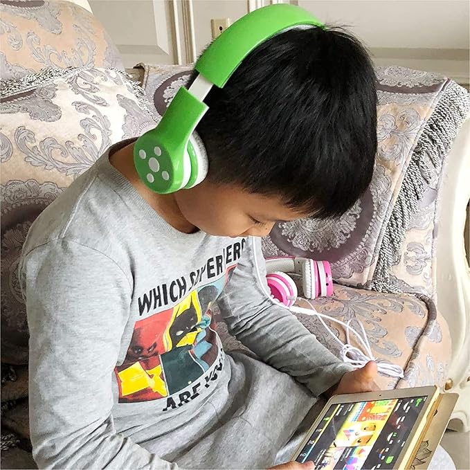 Toddler Headphones Wireless, Bluetooth Kid Headphones for Boys Girls,5 Button Easy use with Sharing Port, Built in Mic for Laptop Phones Computer (bs690 Green)