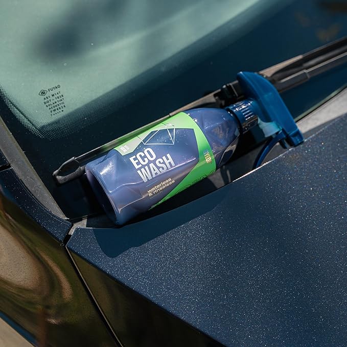 GYEON ECOWash Ceramic‑Safe Waterless Rinseless Dry Wash Spray Concentrate for Paint Glass Trim Wheels Eco Friendly SiO2 Fusion High Gloss Clean Finish