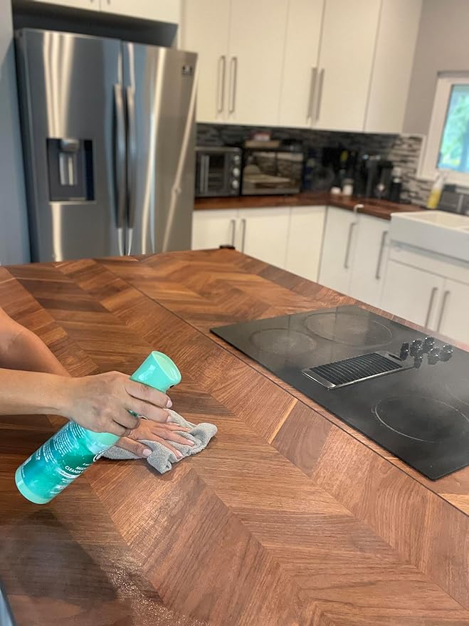 Multi-Surface Cleaner & Degreaser - Home and Kitchen degreaser, Spray for Glass, Countertops, Appliances, and Floors; Eco-Friendly & Non- Toxic Cleaner & Degreaser (Spearmint)